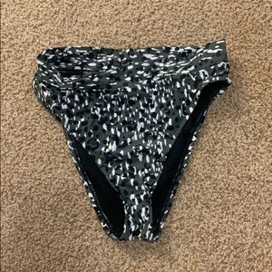 High wasted bikini bottoms